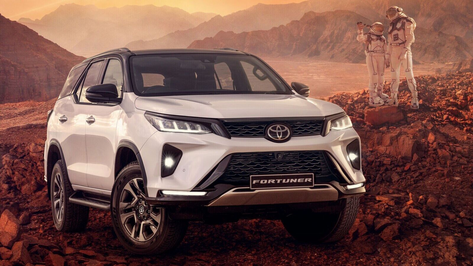 Toyota Fortuner rental in Muradnagar